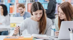 Младите българи, които нито работят, нито учат, намаляват през 2023 година