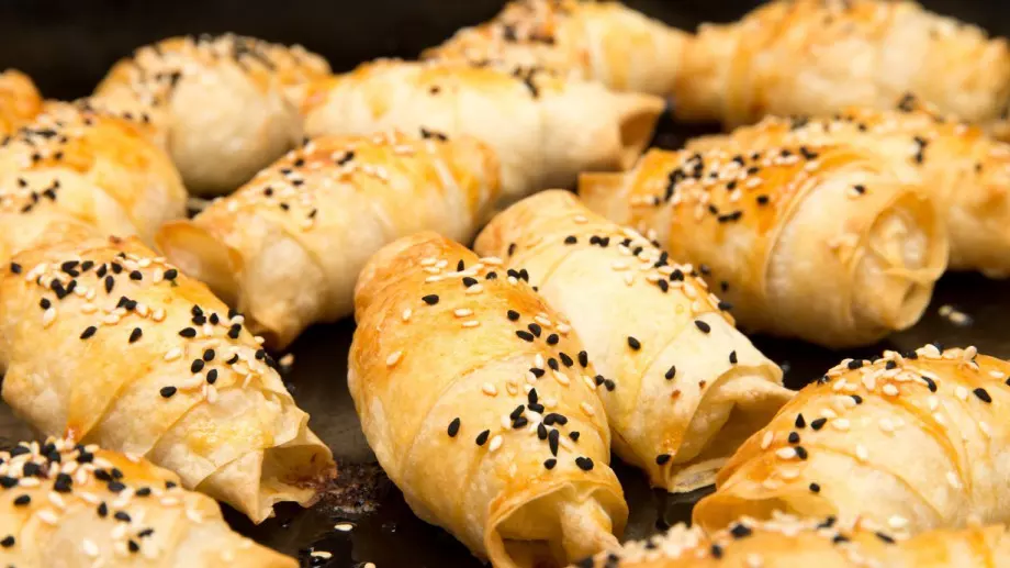 Вкусни кифлички с шунка