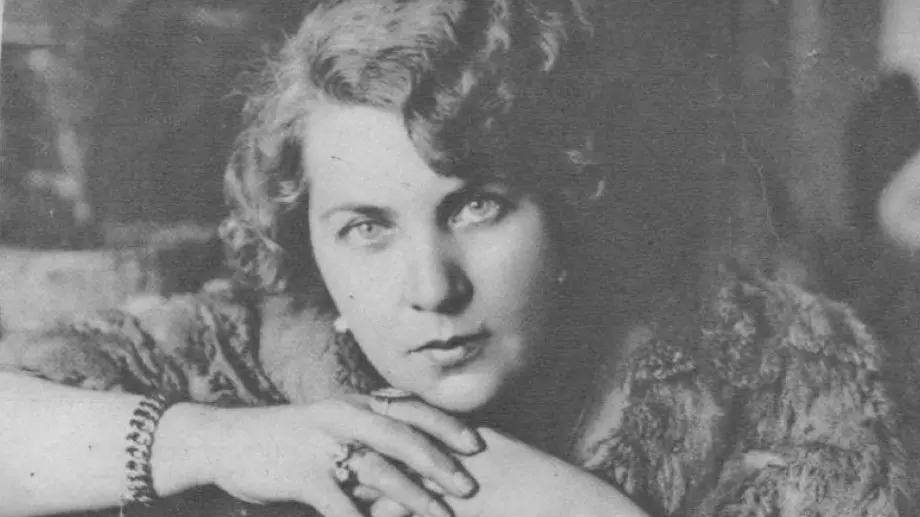 Теодора Пейкова: Модната икона на Царство България