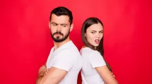 Много трудно се изгражда връзка с тези три зодиакални знака   