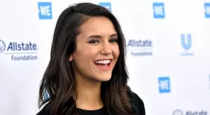 Нина Добрев е в България (СНИМКА)