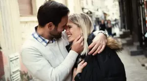 Изберете човек, който ви вдига всеки път, когато падате