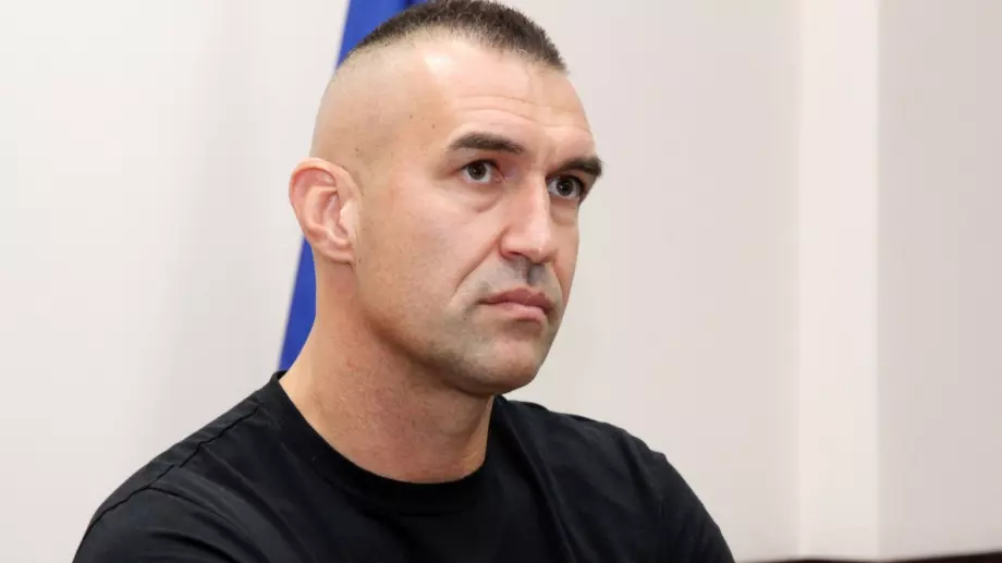Локомотив София си връща Мартин Камбуров