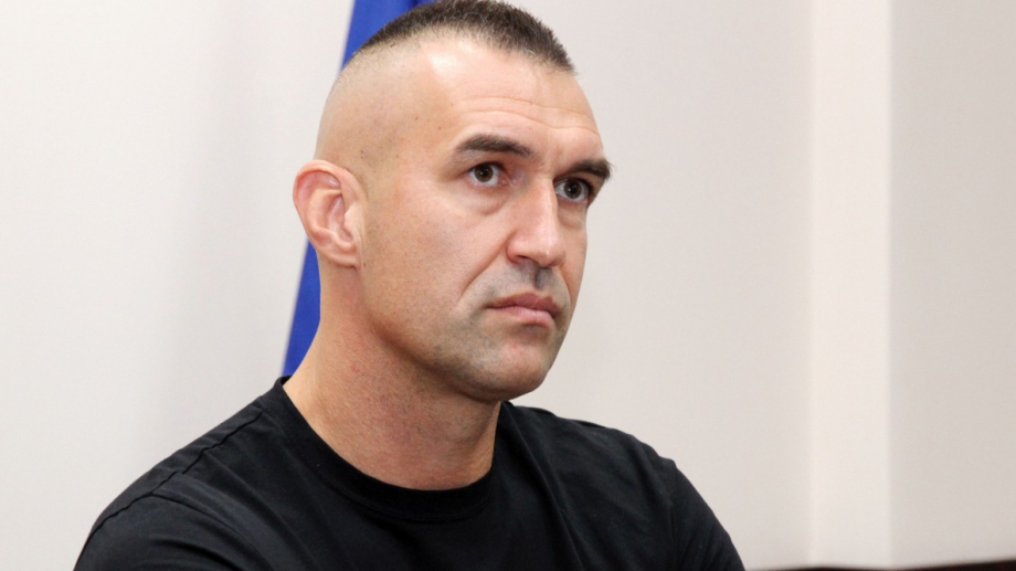 Легендарният нападател на българския футбол Мартин Камбуров призна че рекордът