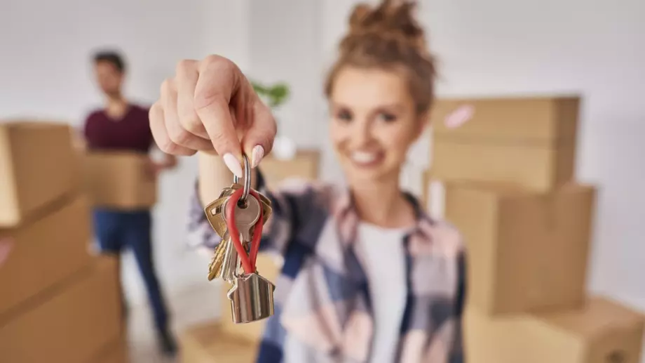 Цените на жилищата под наем в Лондон достигнаха 2 800 евро за първи път 