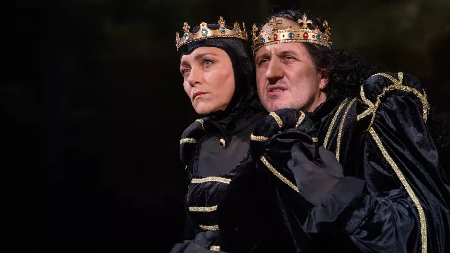 Койна Русева и Асен Блатечки празнуват юбилеите си с постановка