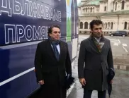 Кирил Петков е леко притеснен от вниманието на прокуратурата, Асен Василев се дразни от въпроси за двойното гражданство