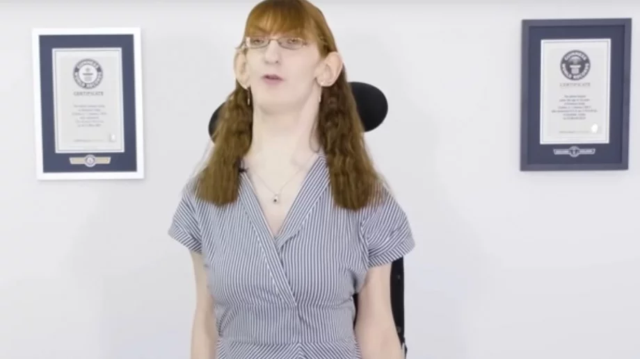 Запознайте се с най-високата жена в света (ВИДЕО)