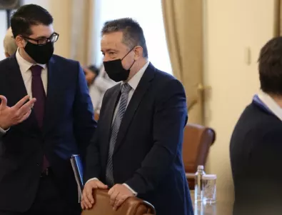 Стоилов подкрепи номинацията на съдиите за шеф на ВКС