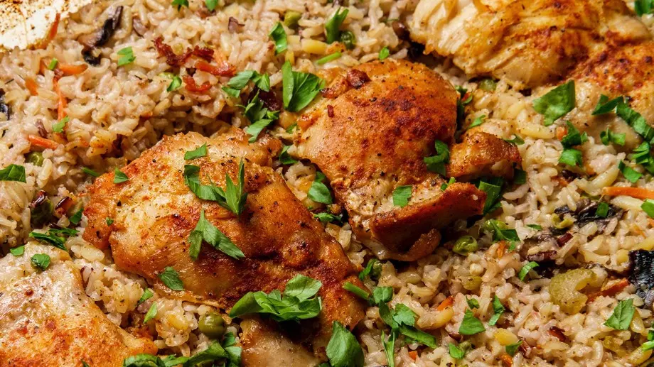 Подлучено пиле с ориз