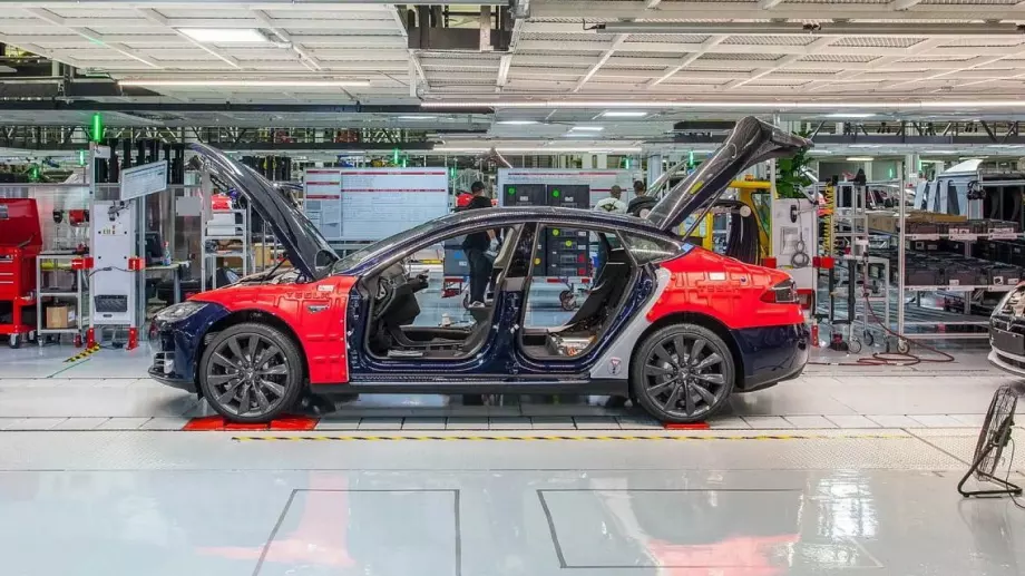 Tesla отчете рекордна печалба