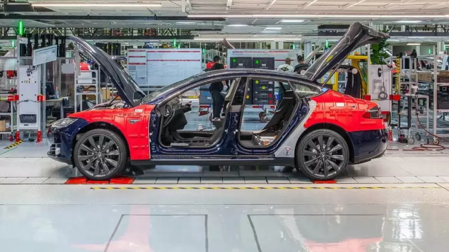 Първа германска Tesla - до дни