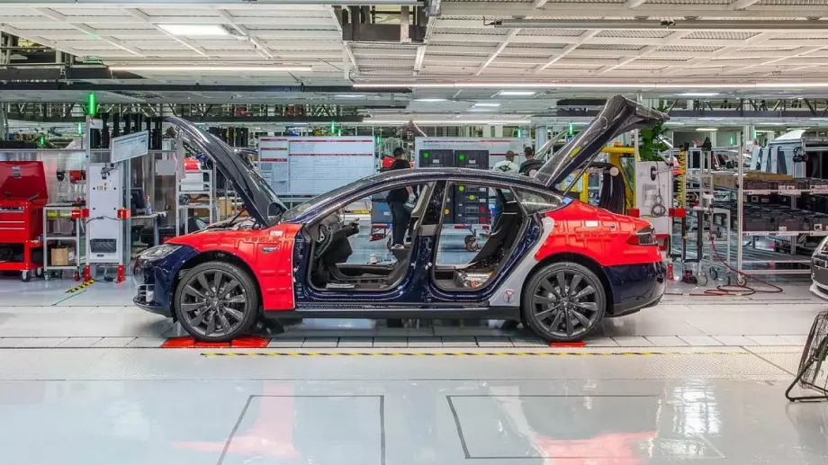Поредни рекордни продажби и печалби на Tesla
