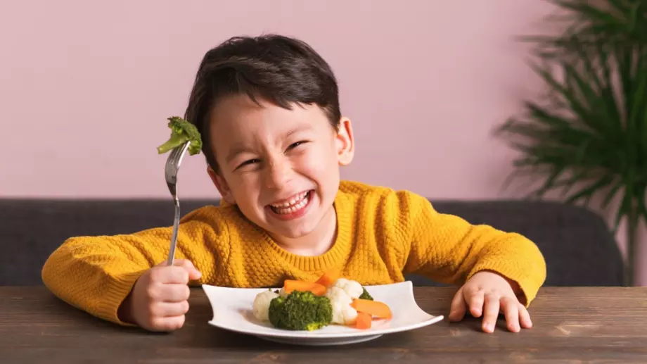 Не давайте на децата си тези храни - изключително вредни са