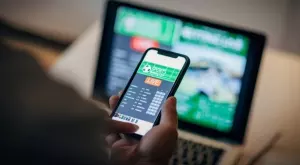 Какво предлага букмейкърът Alphawin за феновете на футболните прогнози