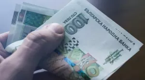 Намаляват високите заплати