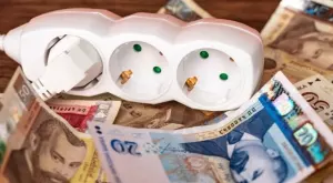 Сметката за ток е по-висока от минималната заплата в България