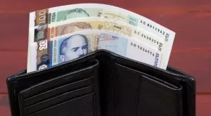 От какво зависи вдигането на заплати и пенсии догодина?