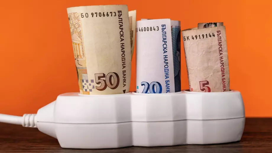 Европа разрешава по-ниско или нулево ДДС зарадия скъпия ток и газ