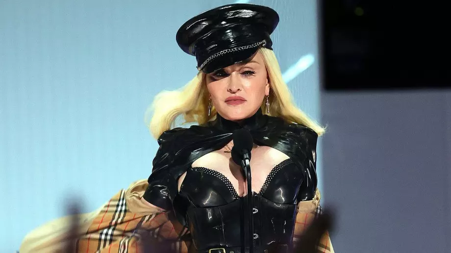 Мадона е неузнаваема без филтри и фотошоп (СНИМКИ)