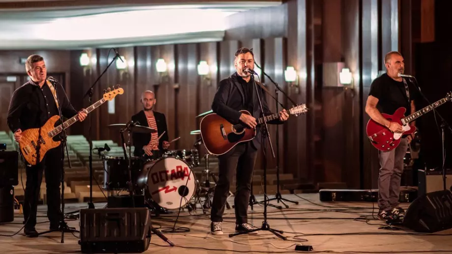 Остава най-после заснеха клип на &quot;Лондон? Париж? Берлин?&quot;