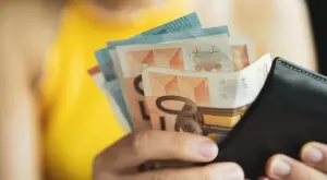 В Германия: Средната класа се топи, бедните са все повече