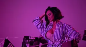 Певицата Мария се сгоди. Вижте уникалния пръстен (СНИМКА)