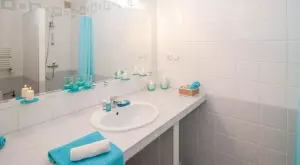 Как да изберем правилните плочки за баня