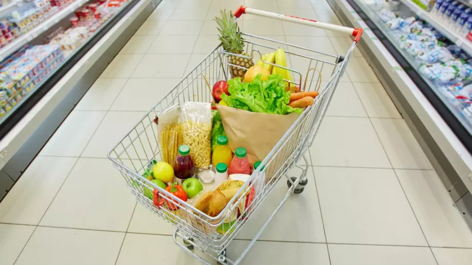 Повишават цените заради минималната заплата