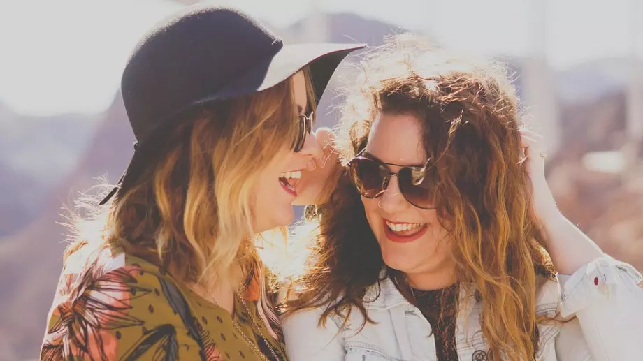 Женски виц за 3 април, 2024 г.: Жена заварва мъжа си 