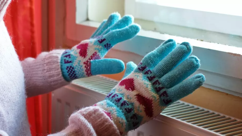 Дават еднократна помощ за отопление на още 50 000 семейства