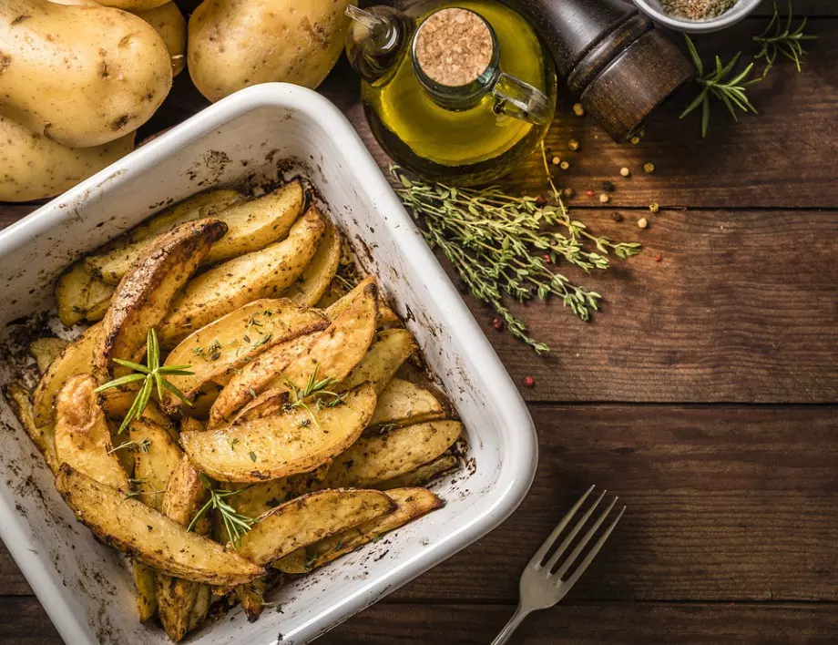 Как трябва правилно да претоплим ястие с печени картофи?