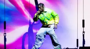 8 души загинаха, а над 300 пострадаха на концерт на Травис Скот 