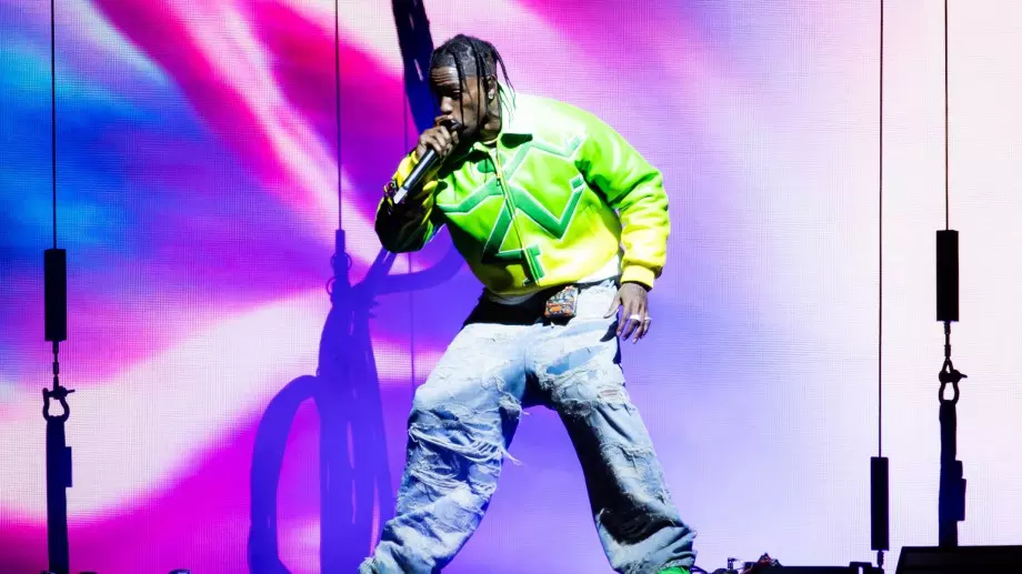 8 души загинаха, а над 300 пострадаха на концерт на Травис Скот 