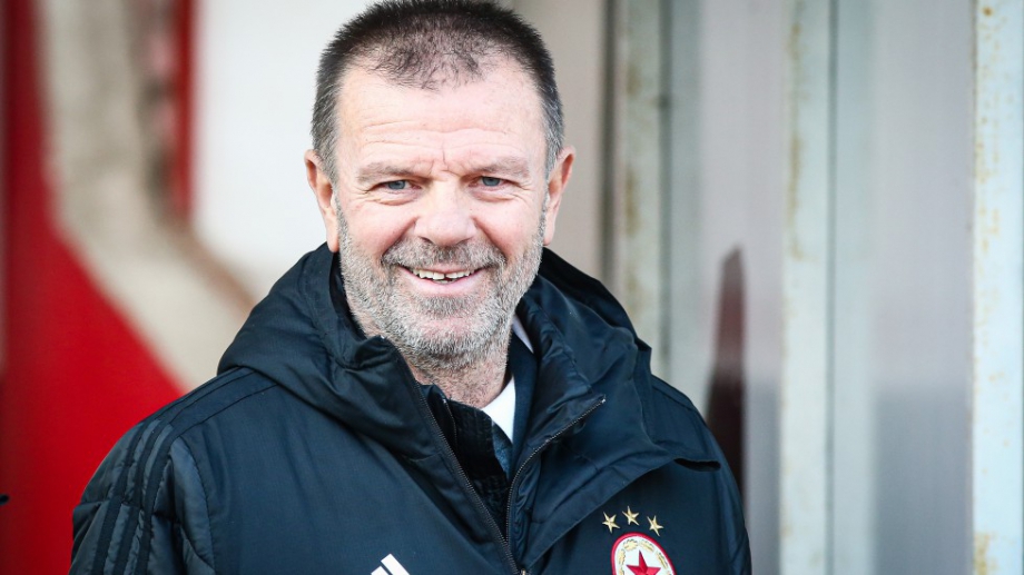 Старши треньорът на Стойчо Младенов даде много любопитно интервю пред