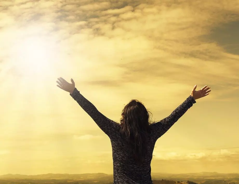 Търсите късмет през 2022? Ето кои са най-КЪСМЕТЛИЙСКИТЕ ви дни според зодията! - част 2