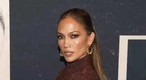 5 холивудски звезди и техните трикове да изглеждат зашеметяващо