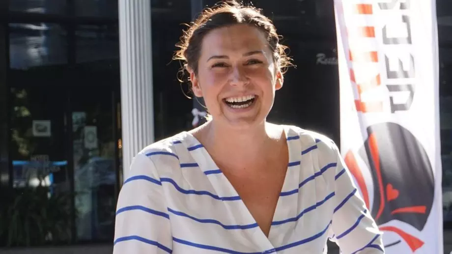 Карикатуристката Неда Малчева: Всичко преди децата ми е бяло петно