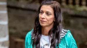 Ето как си изкарва прехраната Мартина от "Фермата" (СНИМКИ)