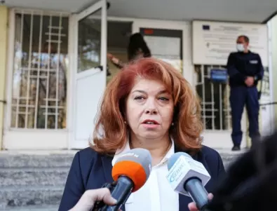 Илияна Йотова гласува за решителен и смел президент
