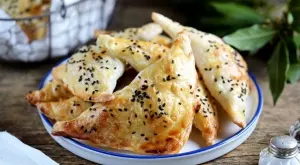 Вкусни и бързи бутерки с кашкавал