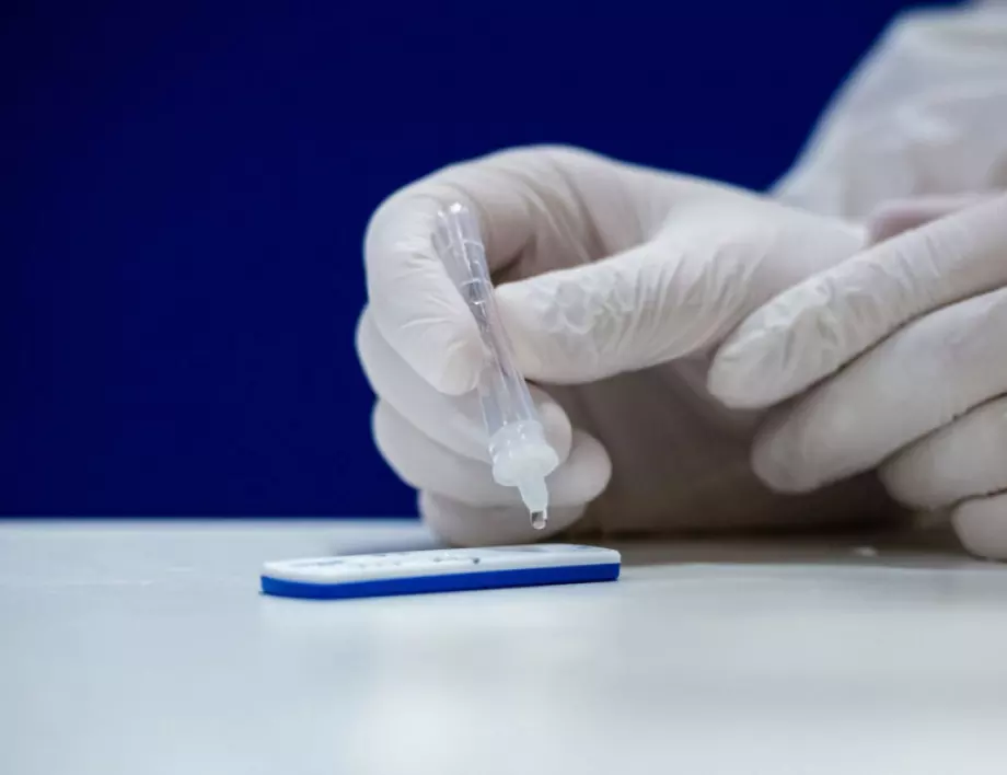 Русия се хвали с тест, който моментално открива Омикрон 