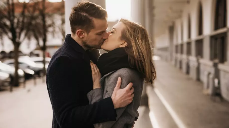 Трудно се обича добър мъж   