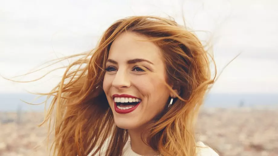 Вечерен виц: Брюнетка към блондинка