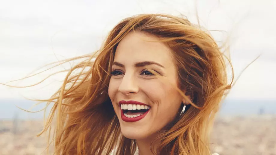 Виц за добро утро: Мъж се прибира ненадейно вкъщи