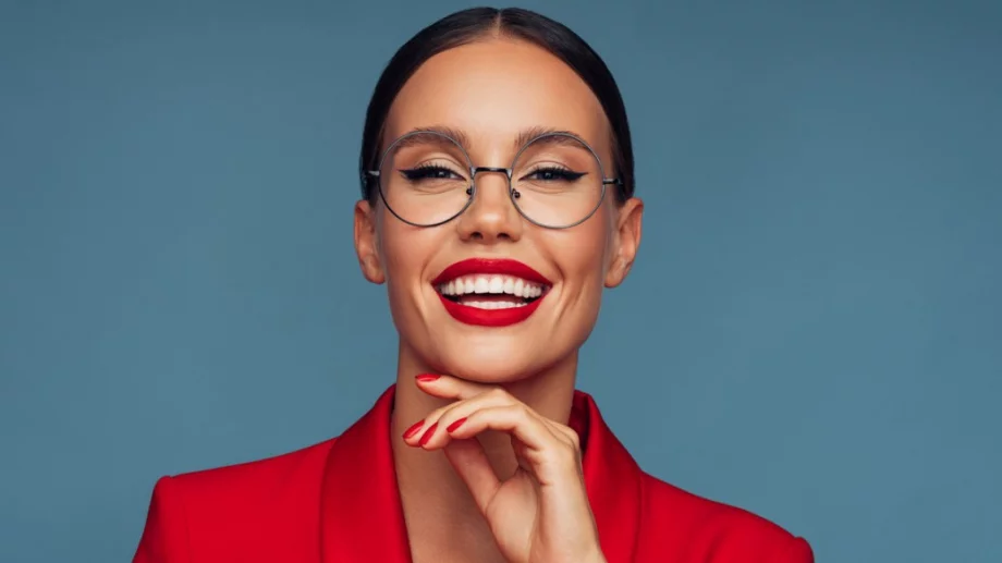 Виц за добро утро: Учителката се обажда на ученик