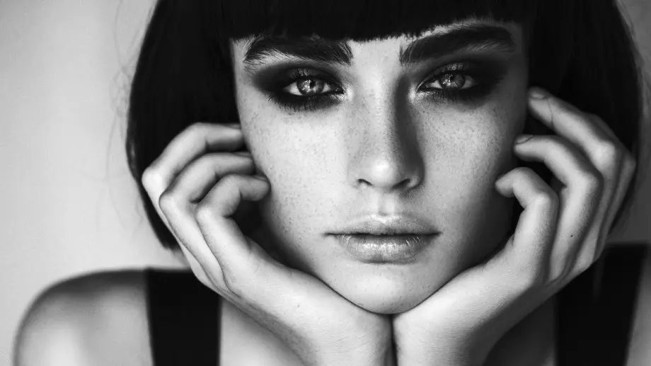 До момичето, което премина през ада      