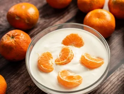Йогурт с плодове по домашна рецепта