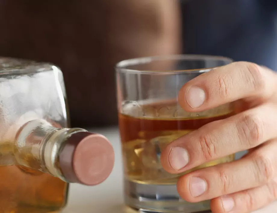 Пет начина, по които можете да помогнете на близките си с проблем с алкохола