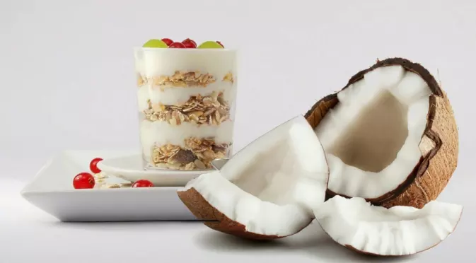 Уникално здравословно десертче у дома с кокосови стърготини